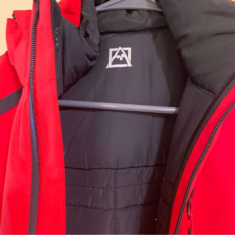 🍁Avalanche red & black hoodie jacket size medium - Picture 2 of 3